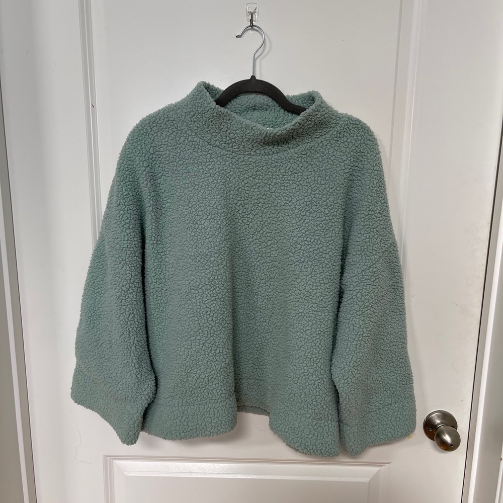 Gap Sherpa sweater